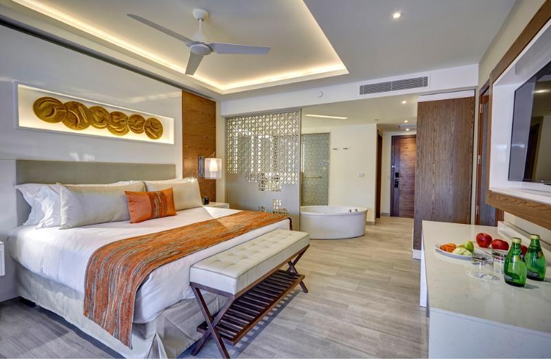 Hotel Royalton Bavaro Exterior photo