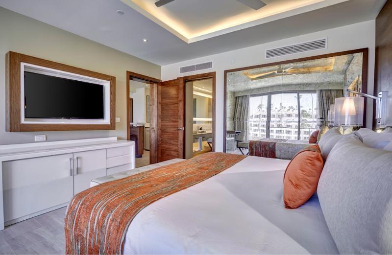 Hotel Royalton Bavaro Exterior photo
